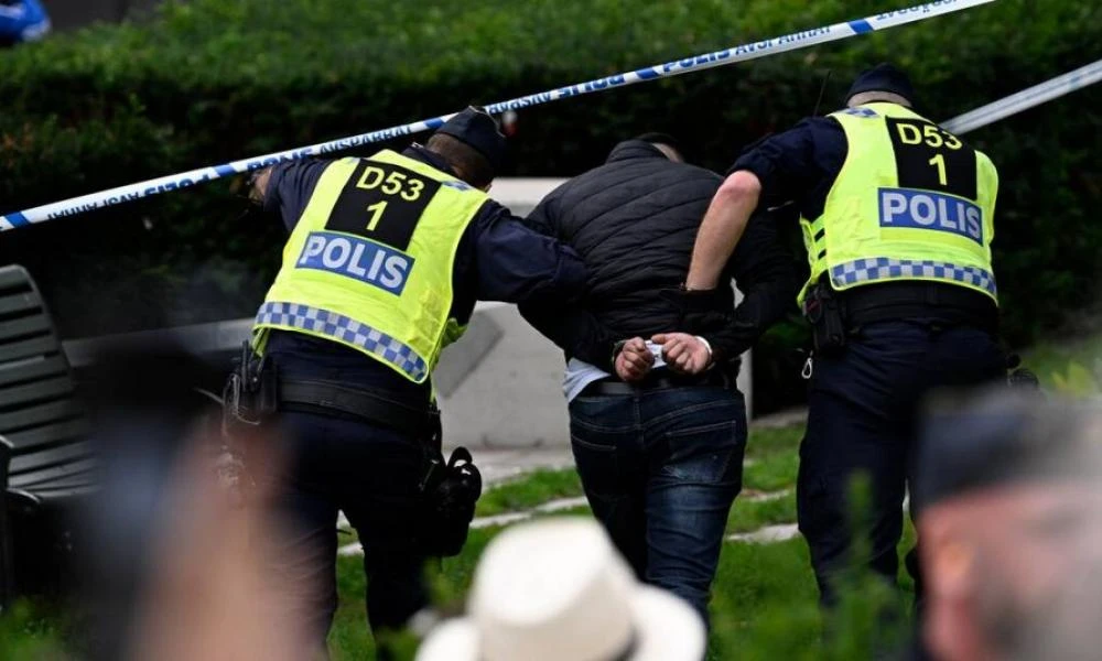 Σουηδία: Βίαια επεισόδια μετά το κάψιμο του Κορανίου